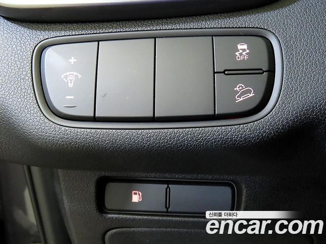 Kia Sorento Diesel 2.0 2WD Prestige 2019 — фото 17