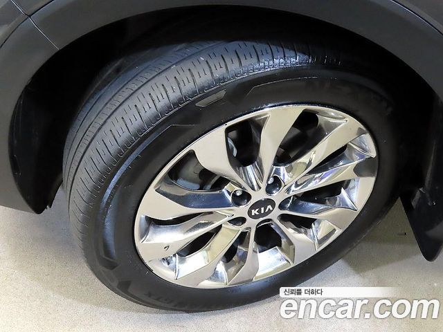 Kia Sorento Diesel 2.0 2WD Prestige 2019 — фото 24