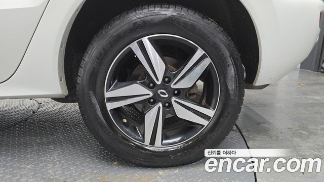 Renault Korea QM5 Neo Gasoline 2WD LE 2015 — фото 27