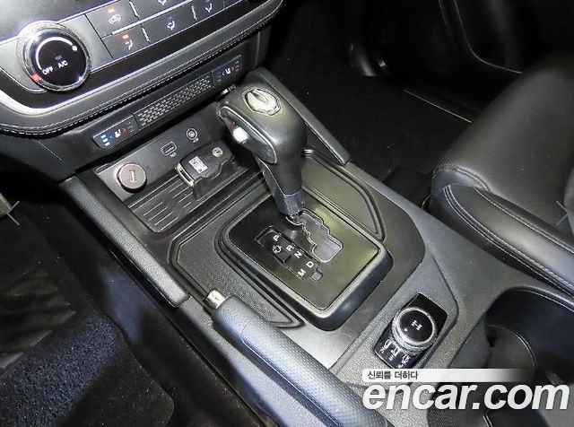 KG Mobility (SsangYong) Rexton Sports Khan Diesel 2.2 4WD Prestige Special (5-Link) 2020 — фото 16