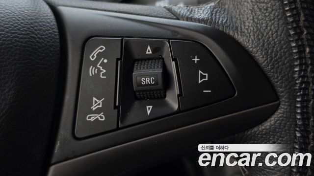 Chevrolet Spark LT 2022 — фото 16