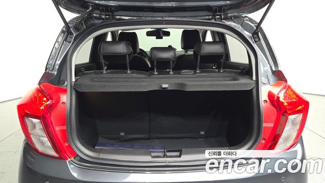 Chevrolet Spark LT 2022 — фото 18