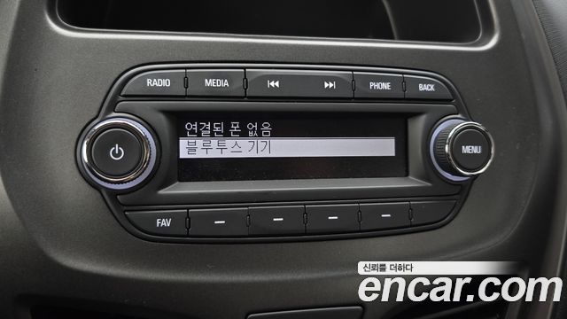 Chevrolet Spark LT 2022 — фото 19