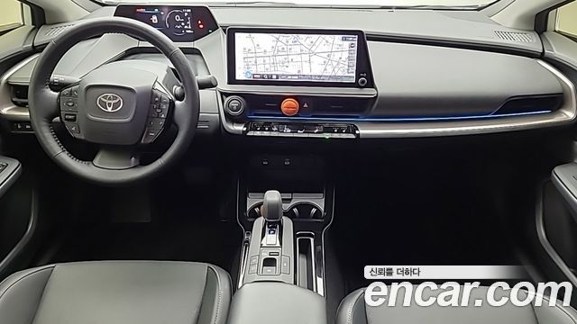Toyota Prius (V) 2.0 XLE AWD 2026 — фото 7
