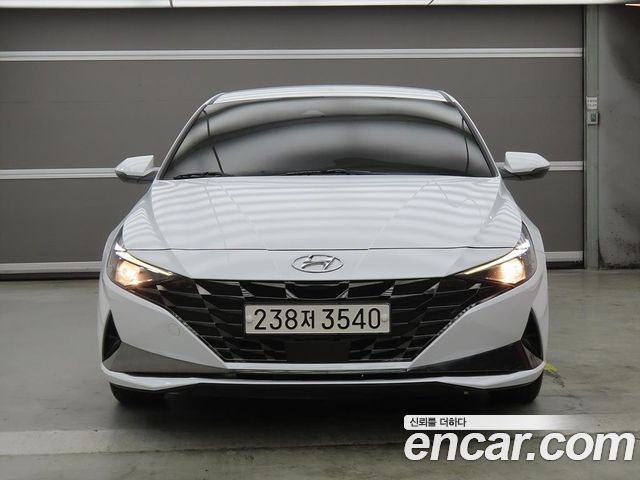 Hyundai Avante (CN7) 1.6 Smart