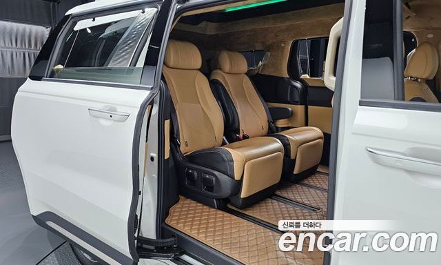 Kia Carnival (IV) Gasoline 7-Seater Hi-Limousine Signature 2023 — фото 9