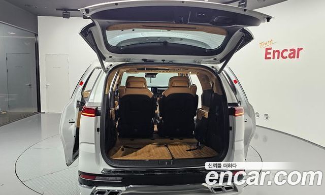 Kia Carnival (IV) Gasoline 7-Seater Hi-Limousine Signature 2023 — фото 20