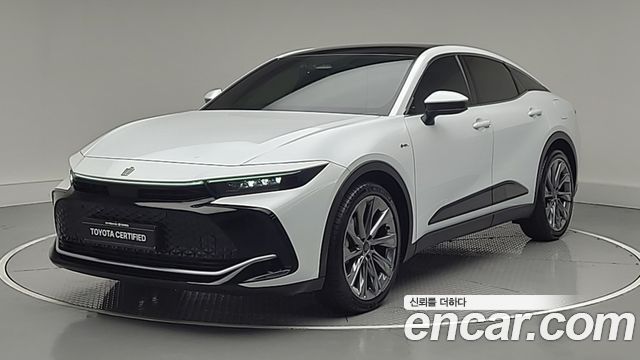 Toyota Crown Crossover 2.5 4WD Hybrid