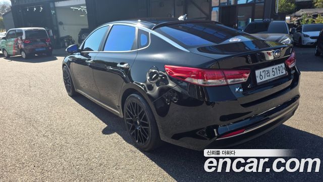 Kia K5 (II) 1.7 Diesel MX Noblesse 2016 — фото 6