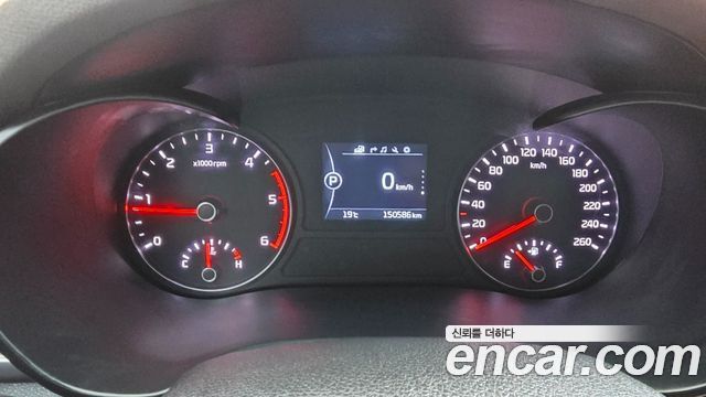 Kia K5 (II) 1.7 Diesel MX Noblesse 2016 — фото 17