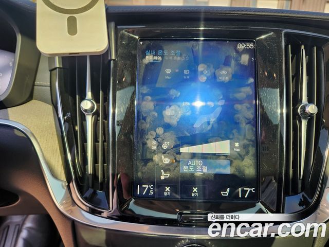 Volvo V60 Cross Country (II) T5 Pro AWD 2020 — фото 16