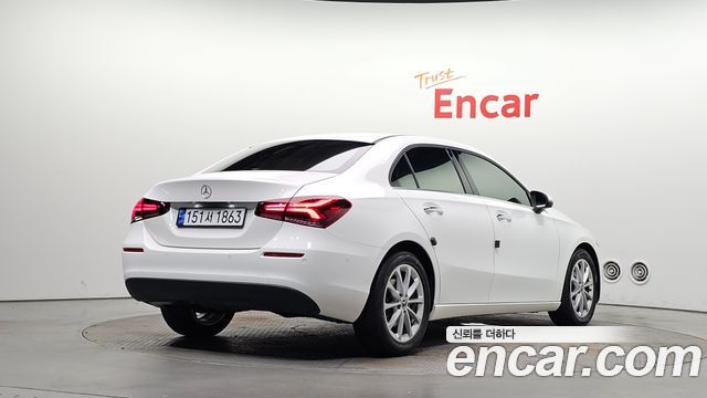Mercedes-Benz A-Class (W177) A220 Sedan 2020 — фото 2