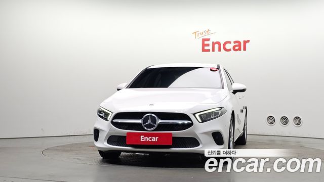 Mercedes-Benz A-Class (W177) A220 Sedan 2020 — фото 3