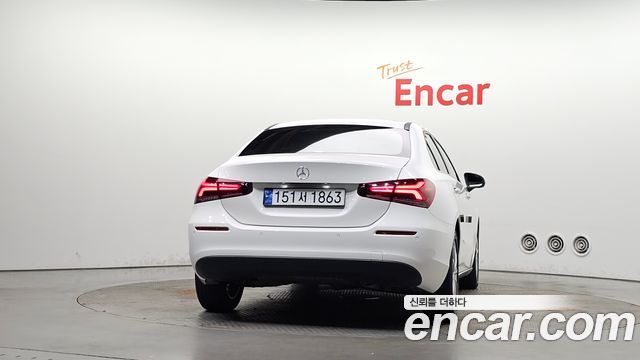 Mercedes-Benz A-Class (W177) A220 Sedan 2020 — фото 4