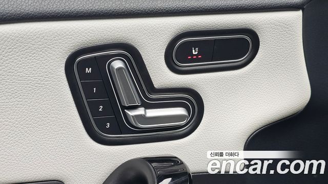 Mercedes-Benz A-Class (W177) A220 Sedan 2020 — фото 13