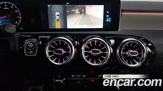 Mercedes-Benz A-Class (W177) A220 Sedan 2020 — фото 16