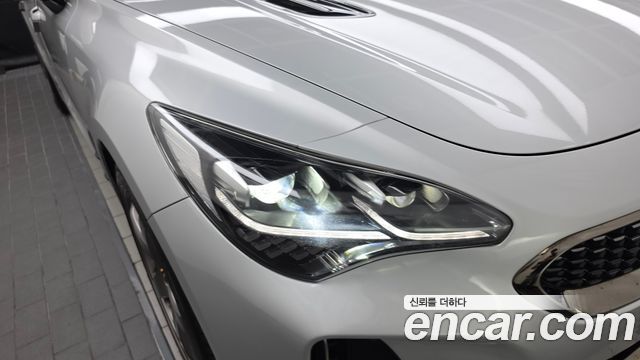Kia Stinger 3.3 Turbo 2WD GT 2018 — фото 22