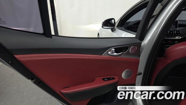 Kia Stinger 3.3 Turbo 2WD GT 2018 — фото 25