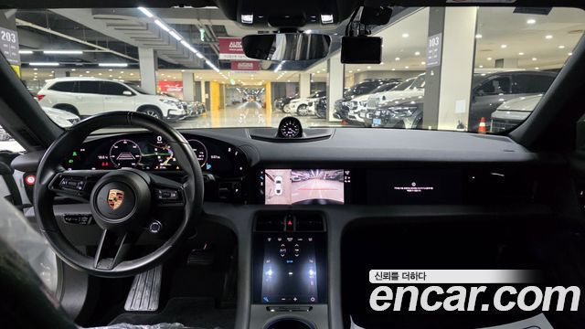 Porsche Taycan Base 2023 — фото 9