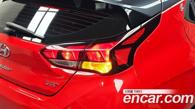 Hyundai Veloster (JS) 1.4 Turbo Modern 2018 — фото 23