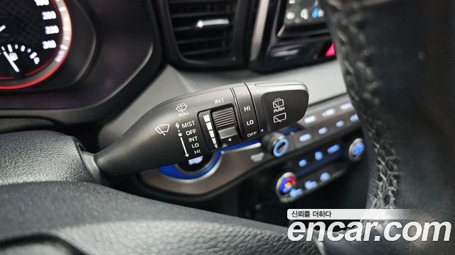 Hyundai Veloster (JS) 1.4 Turbo Modern 2018 — фото 28