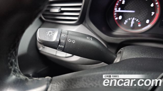 Hyundai Veloster (JS) 1.4 Turbo Modern 2018 — фото 30