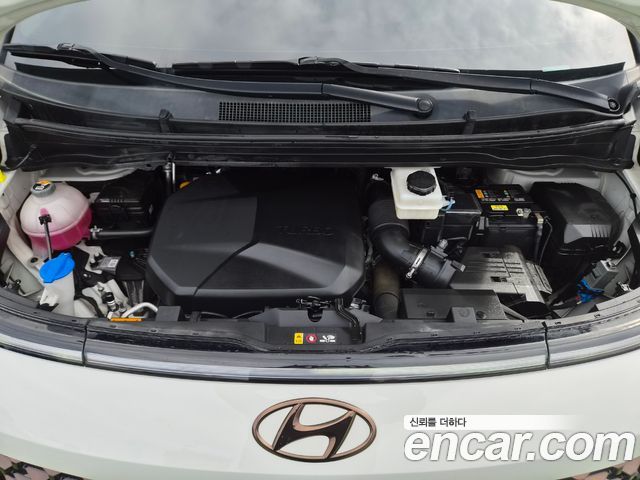 Hyundai Staria 4WD Lounge 9-Seater Prestige 2023 — фото 7