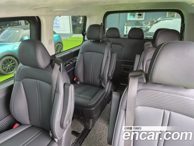 Hyundai Staria 4WD Lounge 9-Seater Prestige 2023 — фото 22