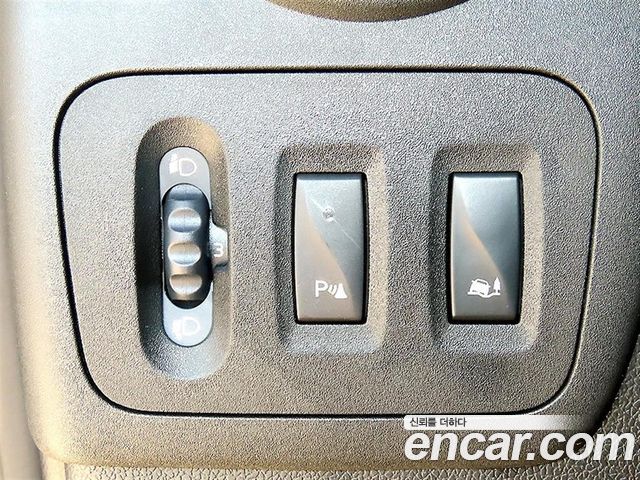Renault Korea Master 2.3 Van L 2019 — фото 16