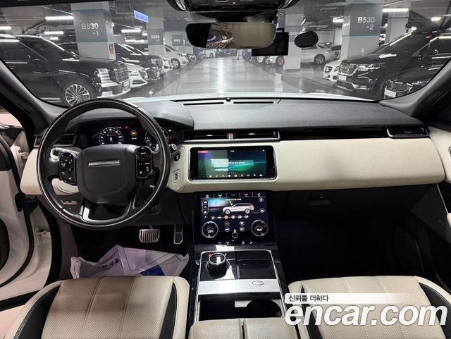 Land Rover Range Rover Velar 3.0 D300 R-Dynamic SE 2018 — фото 7