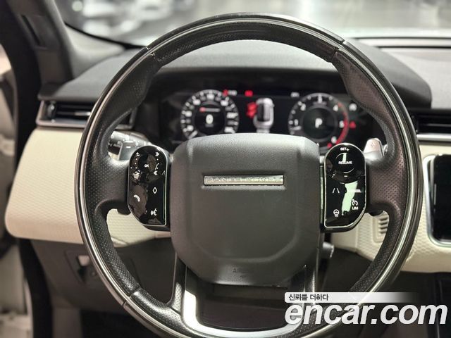 Land Rover Range Rover Velar 3.0 D300 R-Dynamic SE 2018 — фото 8