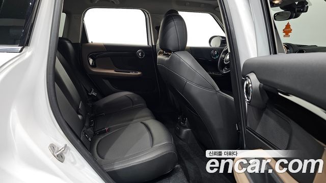 MINI Cooper S Countryman ALL4 2nd 2020 — фото 12