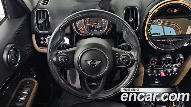 MINI Cooper S Countryman ALL4 2nd 2020 — фото 13