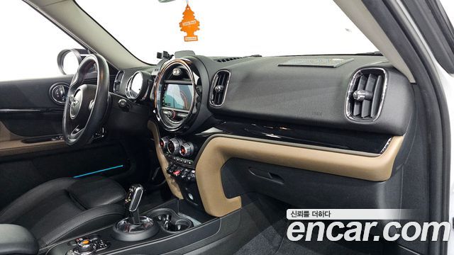 MINI Cooper S Countryman ALL4 2nd 2020 — фото 32