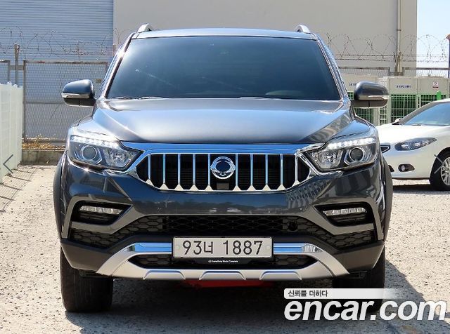 KG Mobility (SsangYong) Rexton Sports Khan Diesel 2.2 4WD Dynamic Edition (5-Link)