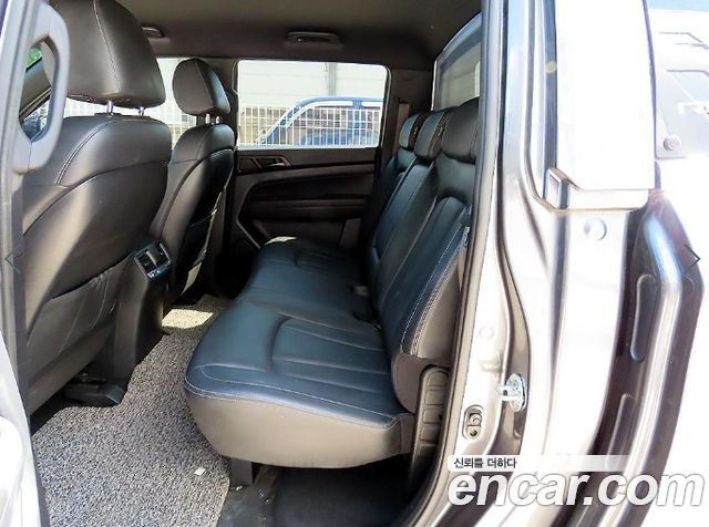 KG Mobility (SsangYong) Rexton Sports Khan Diesel 2.2 4WD Dynamic Edition (5-Link) 2021 — фото 6