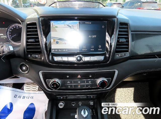 KG Mobility (SsangYong) Rexton Sports Khan Diesel 2.2 4WD Dynamic Edition (5-Link) 2021 — фото 16