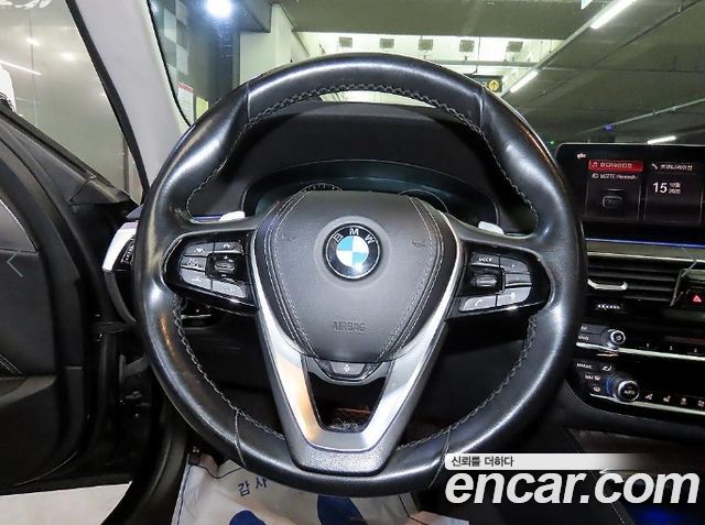 BMW 5 Series (G30) 530i Luxury Plus 2019 — фото 8