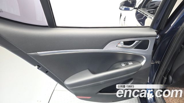 Genesis G70 2.0T AWD Elite 2019 — фото 25