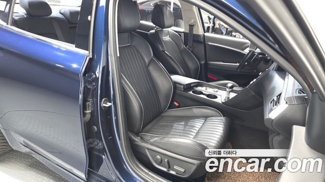 Genesis G70 2.0T AWD Elite 2019 — фото 26