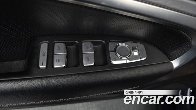 Genesis G70 2.0T AWD Elite 2019 — фото 28
