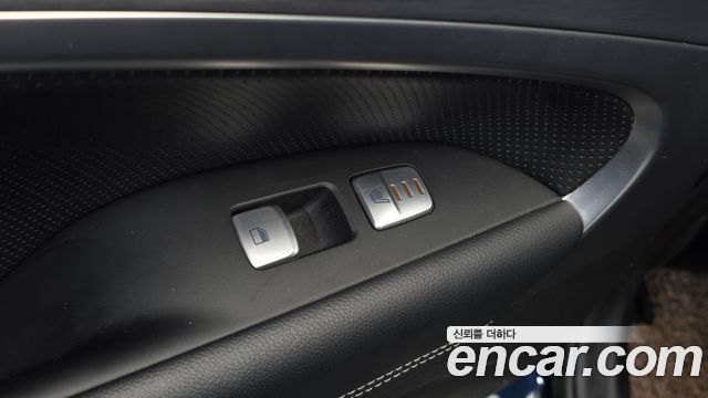Genesis G70 2.0T AWD Elite 2019 — фото 29