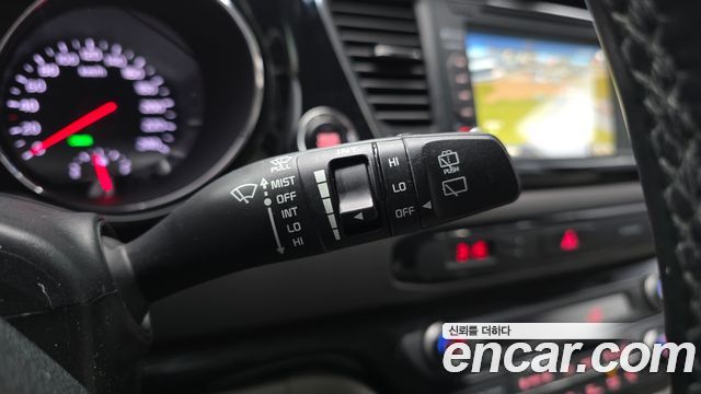 Kia Carnival 9-seater Prestige 2018 — фото 29