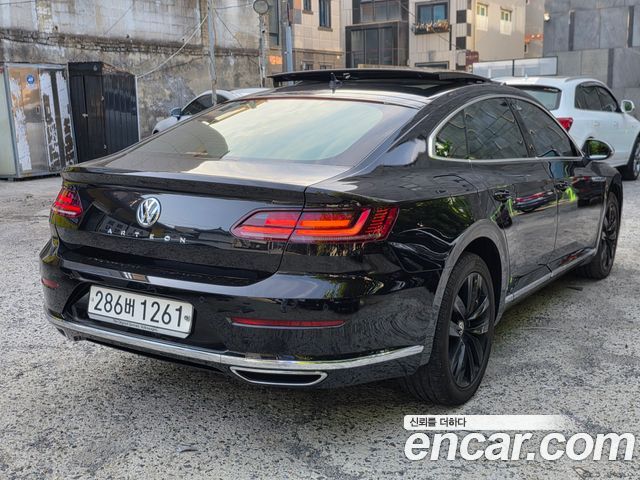 Volkswagen Arteon 2.0 TDI Premium 2019 — фото 6