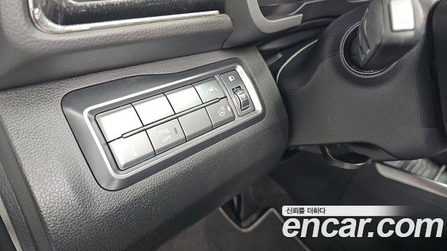 KG Mobility (SsangYong) Tivoli Air 1.5 A3 2WD 2022 — фото 18