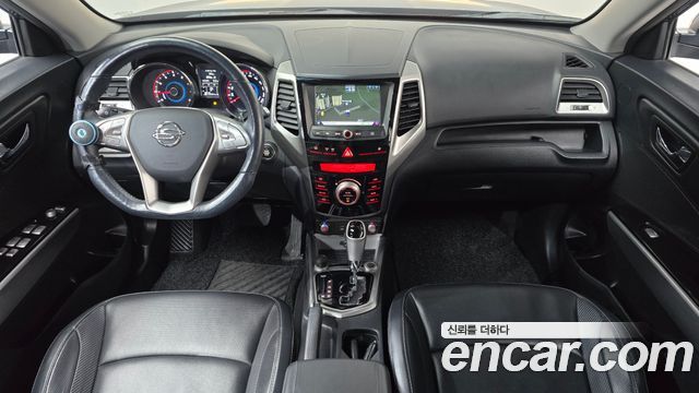 KG Mobility (SsangYong) Tivoli LX 2WD DLX 2015 — фото 7