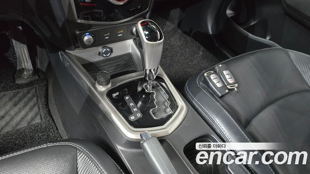 KG Mobility (SsangYong) Tivoli LX 2WD DLX 2015 — фото 9
