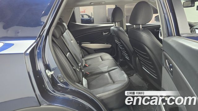 KG Mobility (SsangYong) Tivoli LX 2WD DLX 2015 — фото 11