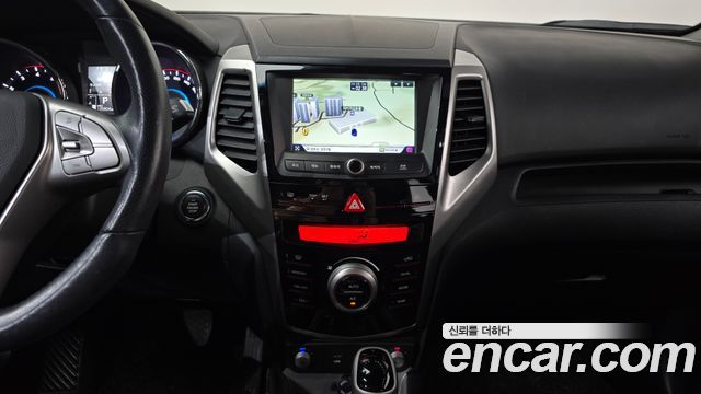 KG Mobility (SsangYong) Tivoli LX 2WD DLX 2015 — фото 13