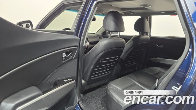 KG Mobility (SsangYong) Tivoli LX 2WD DLX 2015 — фото 27